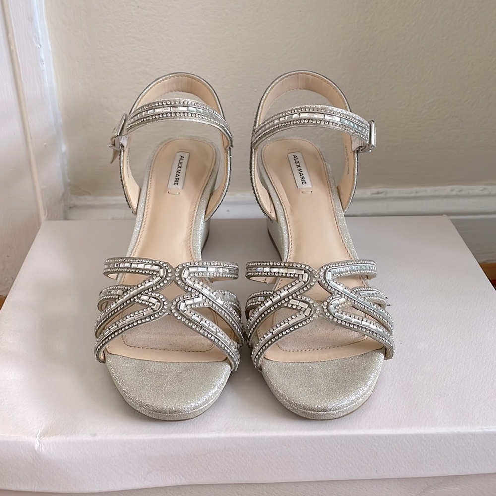 Like new crystal beaded wedges. Size 6.5M, Alex Marie.